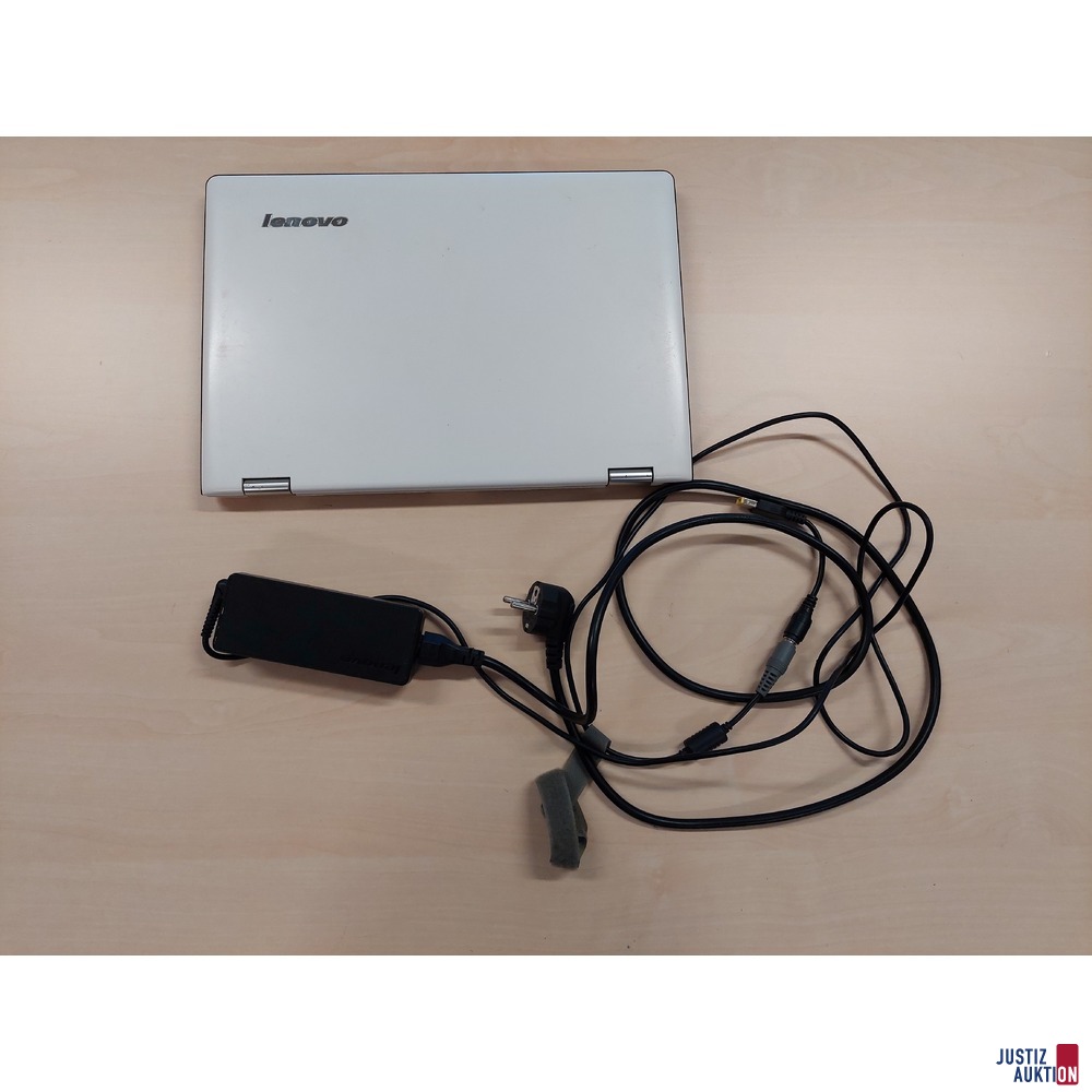Laptop der Marke Lenovo Yoga 500 gebraucht/Gebrauchsspuren vorhanden