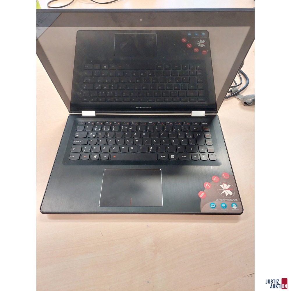 Laptop der Marke Lenovo Yoga 500 gebraucht/Gebrauchsspuren vorhanden