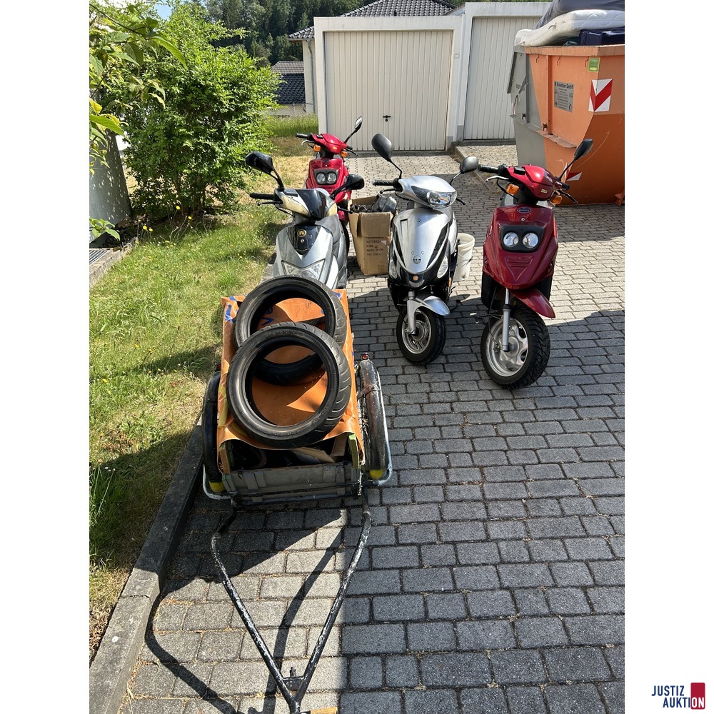 vorne, Anhänger