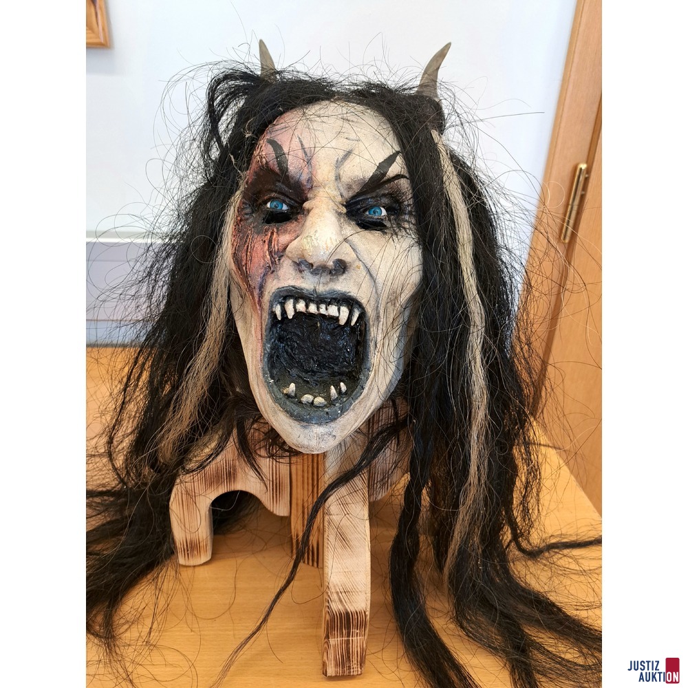Krampusmaske mit LED Augen u.a.