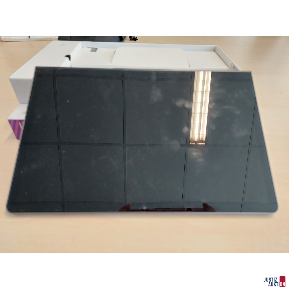 Tablet der Marke Lenovo Yoga Tab 11 - Model: YT-J706F