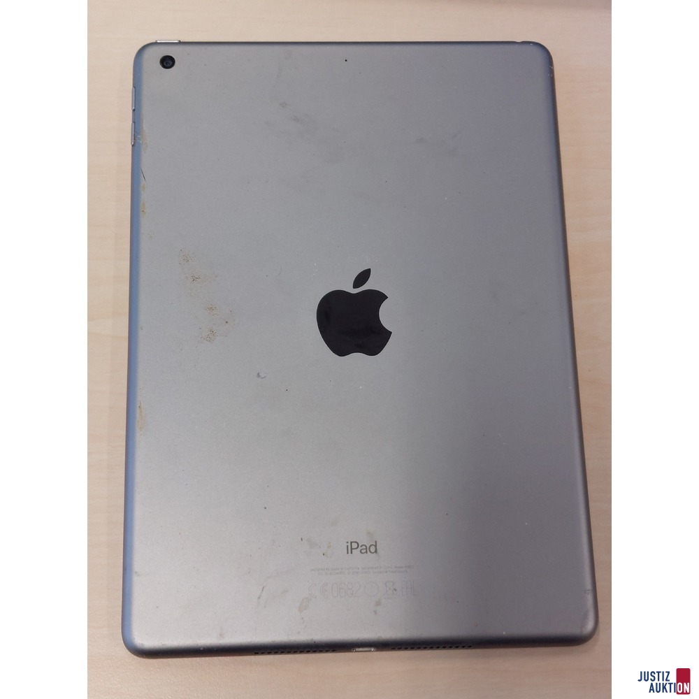 iPad der Marke Apple 5 Generation A-1822