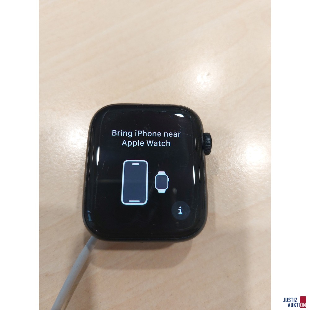 Apple Watch SE (Gen 2) 44mm Midnight Serial No. G91L7TH2QC