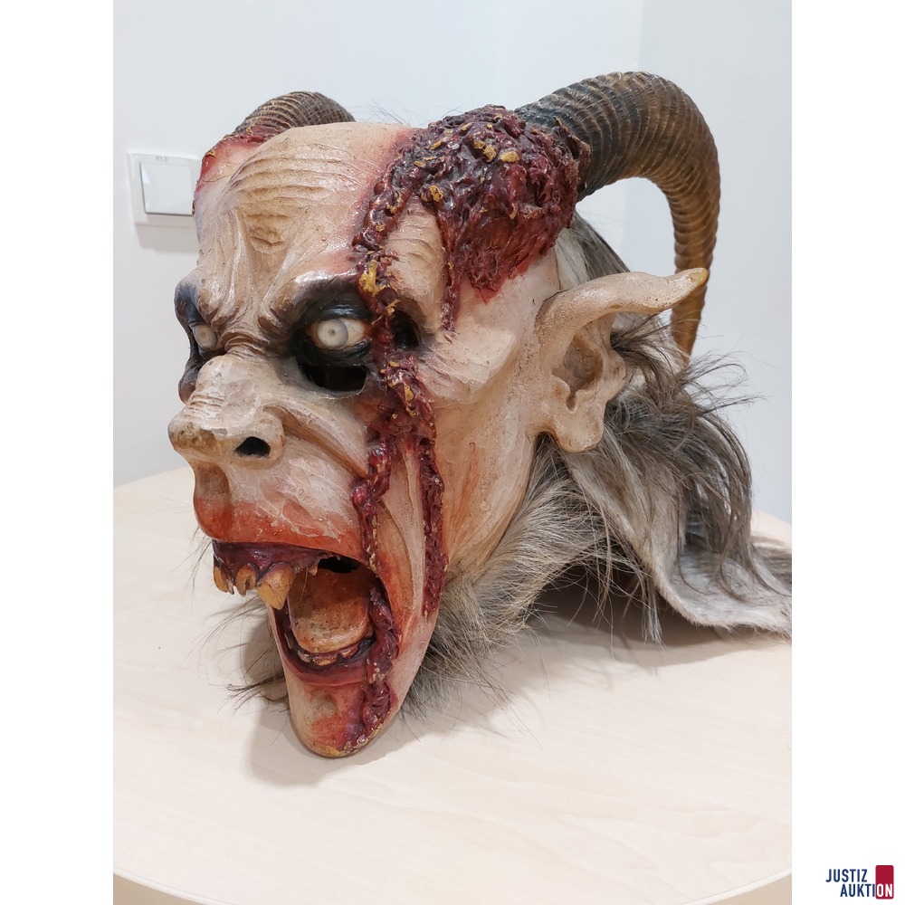 Krampus Maske aus Holz - Schnitzer unbekannt
