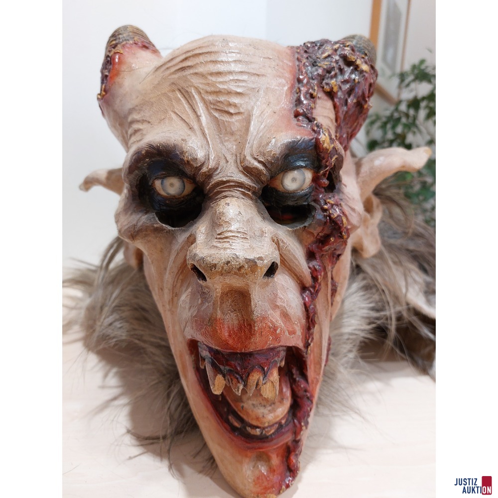 Krampus Maske aus Holz - Schnitzer unbekannt