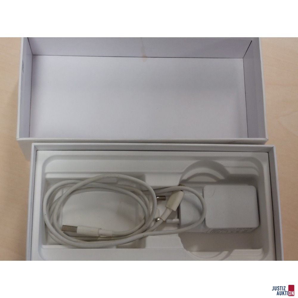 Handy der Marke VIVO Y21 gebraucht/Gebrauchsspuren vorhanden
