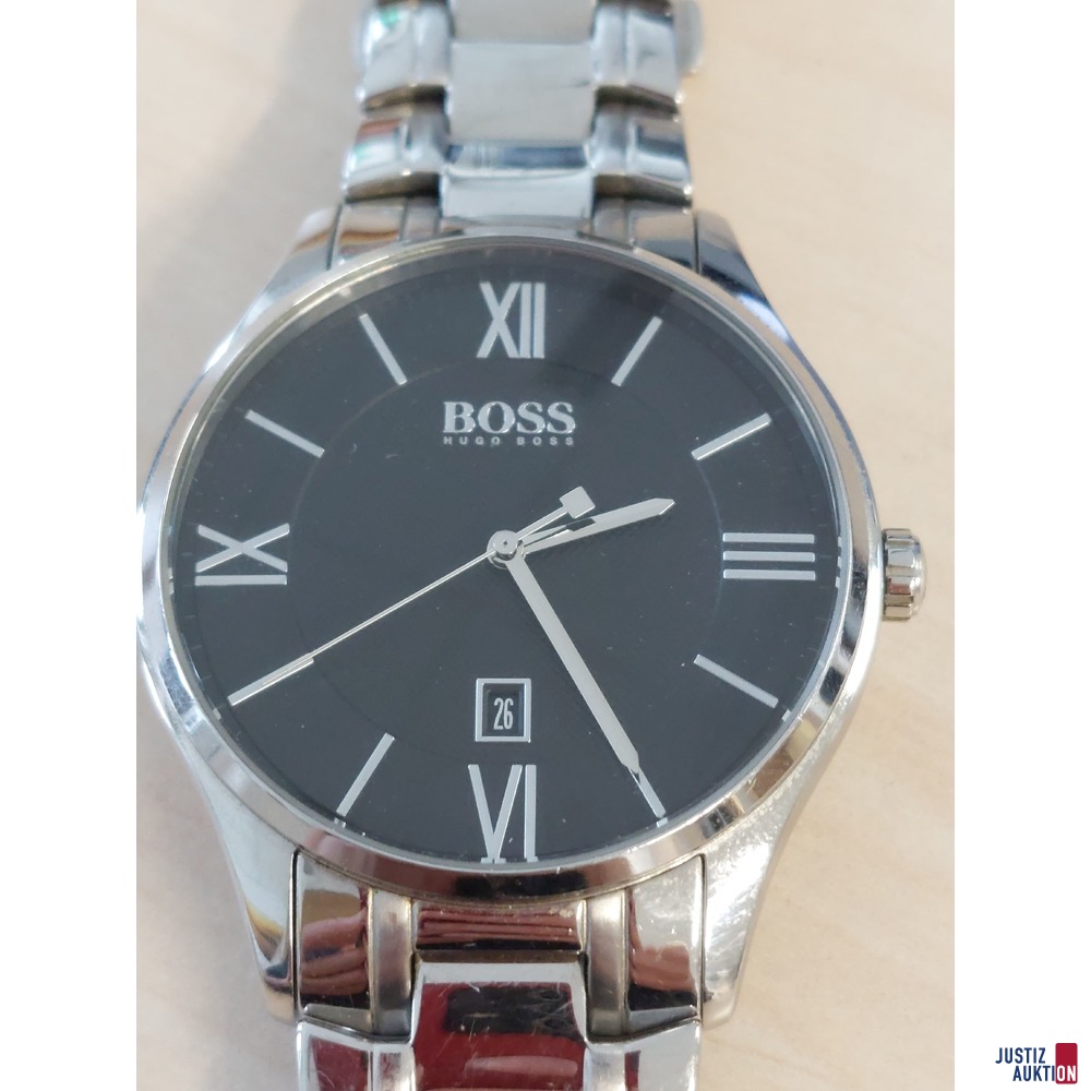 Herrenarmbanduhr der Marke Boss