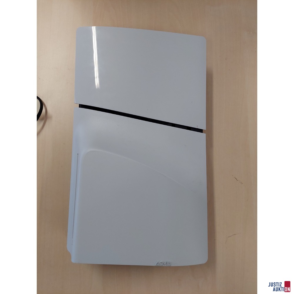 Playstation 5 der Marke Sony Model CFI-2106
