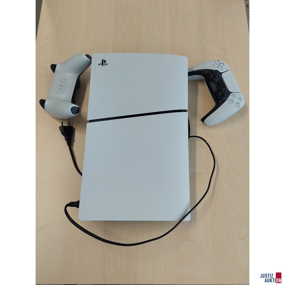 Play Station 5 der Marke Sony Model CFI-2016