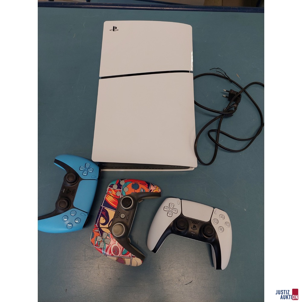 Playstation 5 der Marke Sony - Model CFI-2016