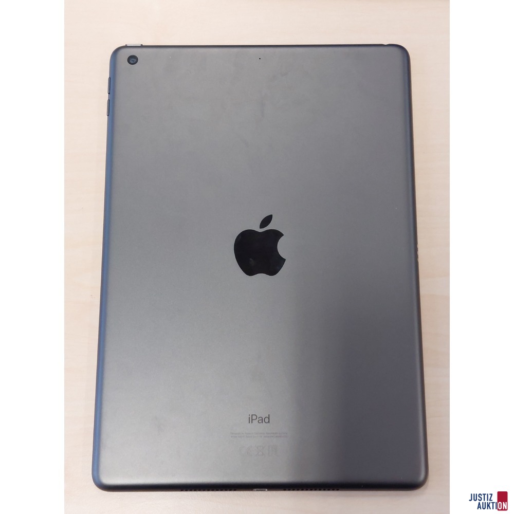 iPad 8 der Marke Apple gebraucht/Gebrauchsspuren vorhanden