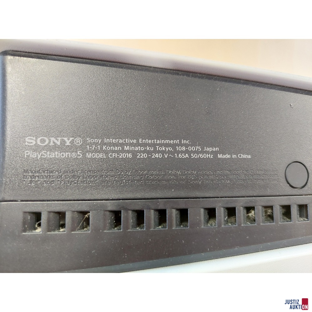 Playstation 5 der Marke Sony Model CFI-2106