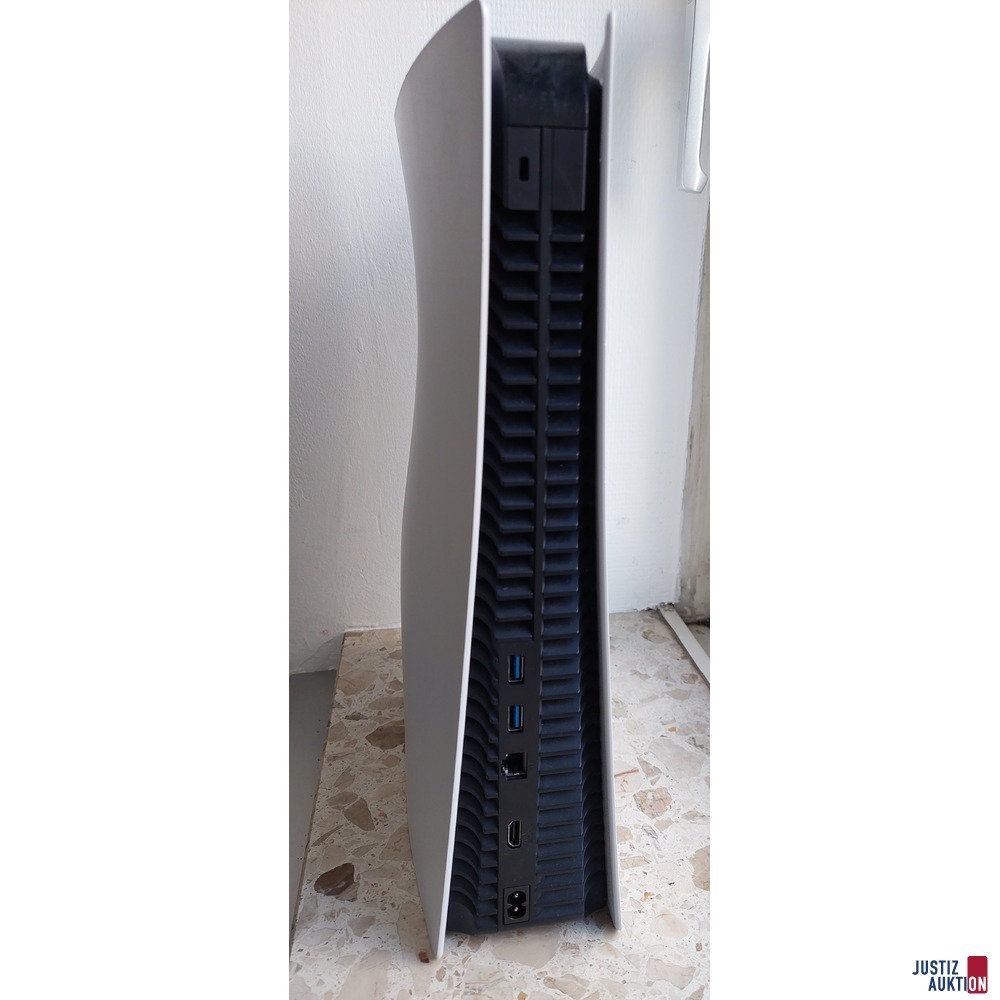 Sony PlayStation 5 - Model: DFI-1016A - Model: DFI-ZCT1W