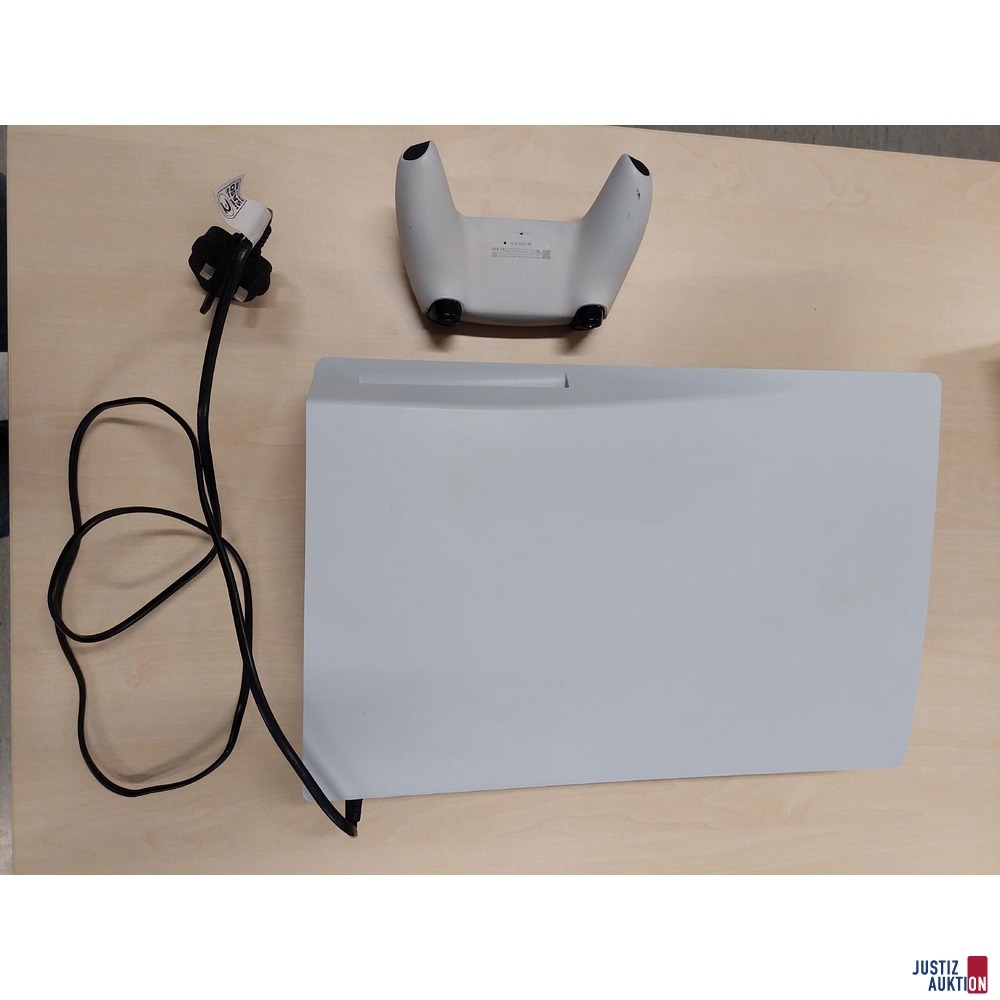 Playstation 5 der Marke Sony Model CFI-1216A