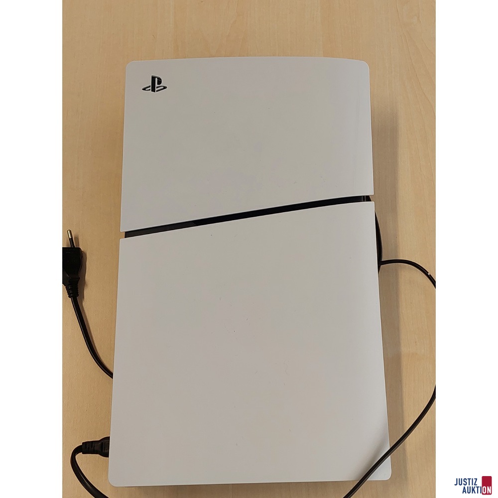 Play Station 5 der Marke Sony Model CFI-2016