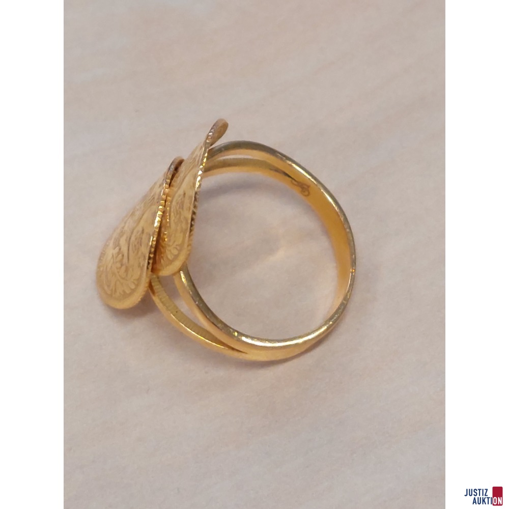 Goldring mit t&uuml;rkischen M&uuml;nzen&comma; 916 &permil; punziert 5&comma;6 g&comma; Gr&ouml;&szlig;e 54