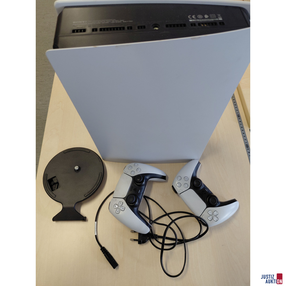 Sony Playstation 5 -&nbsp;Model&colon; CFI-1016B&nbsp;-&nbsp;Seriennummer&colon;&nbsp;F10001W3611468409