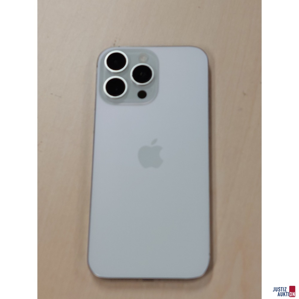 Handy der Marke Apple iPhone 16 Pro Max