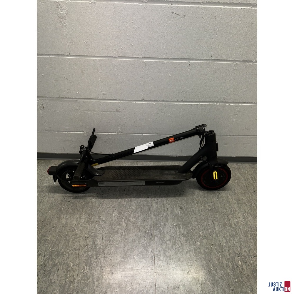 E-Scooter zusammengeklappt