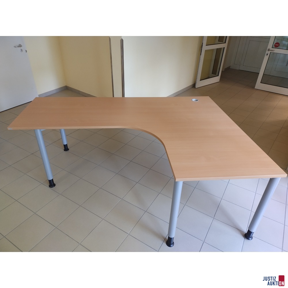 Schreibtisch 1