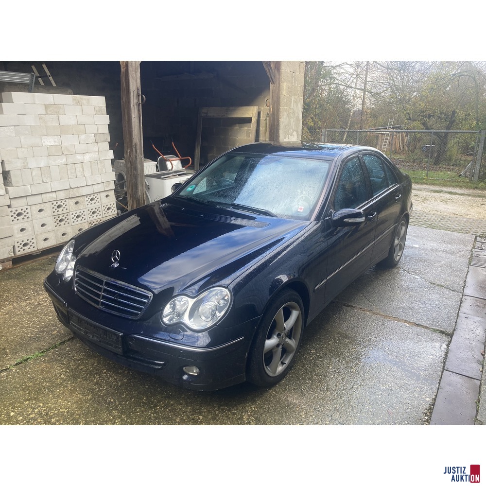 Mercedes C - äußere Gebrauchsspuren