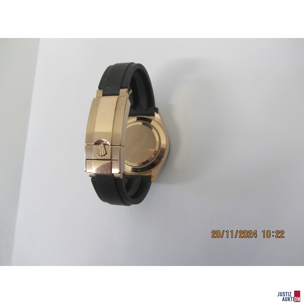 R&uuml;ckseite linksseitig