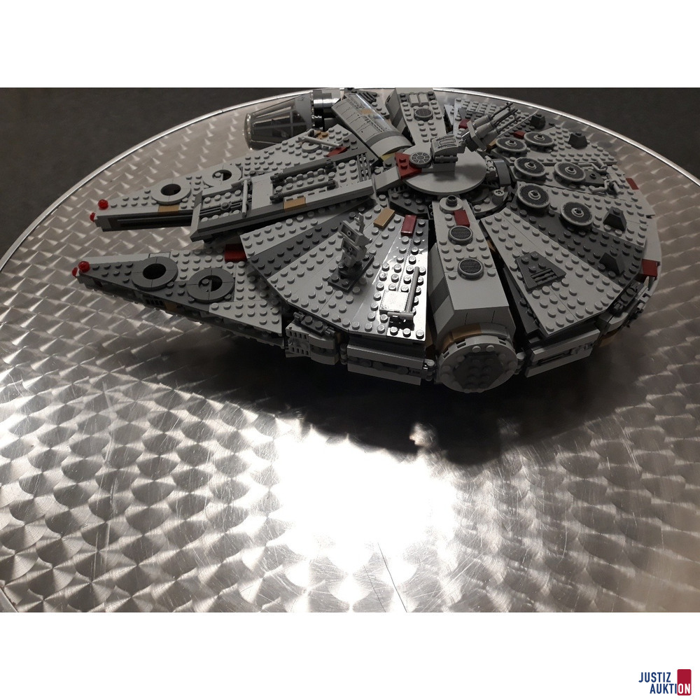 "Raumschiff" von Lego – foto 2 – kavel bij Justiz-Auktion