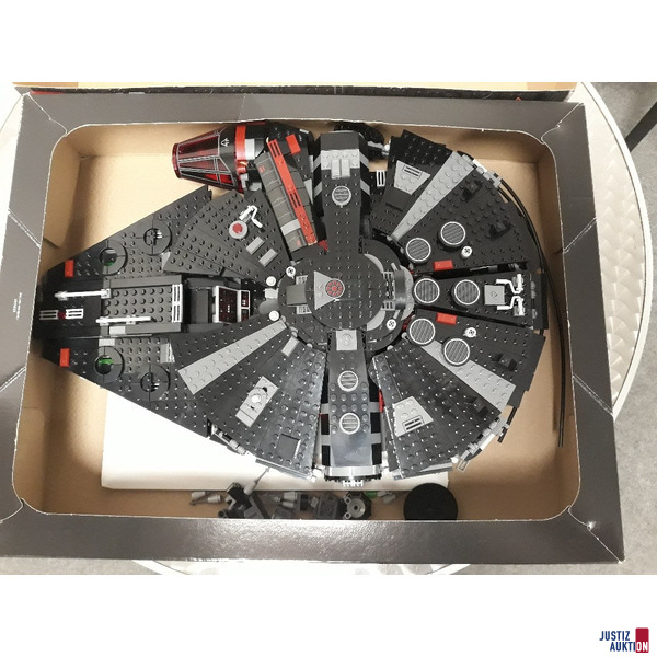 The Dark Falcon von LEGO – foto 3 – kavel bij Justiz-Auktion, Nürnberg