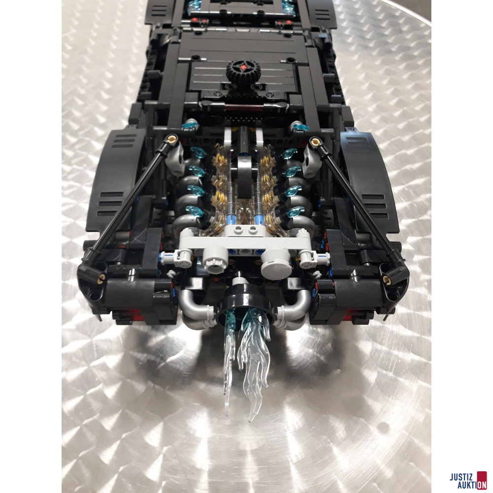The Batman - Batmobile von LEGO Technic