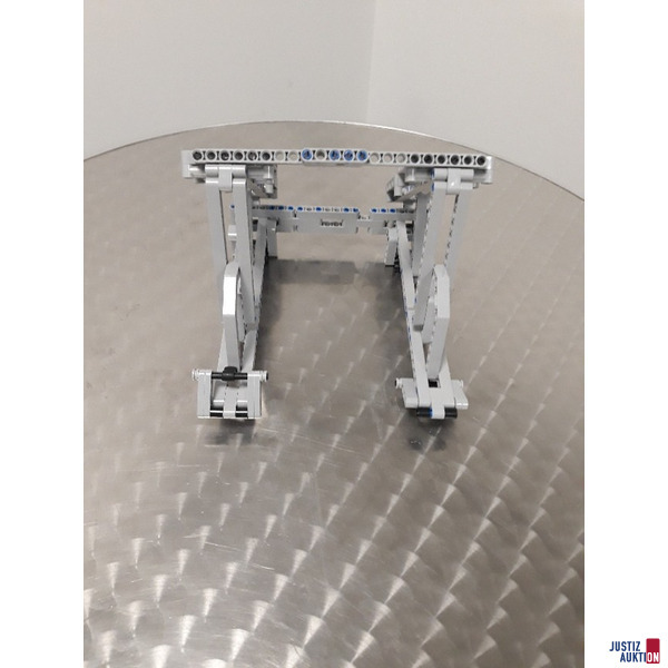 "Raumschiff" von Lego – foto 8 – kavel bij Justiz-Auktion