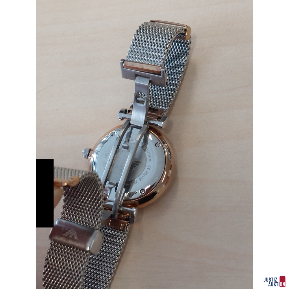 Damenarmbanduhr der Marke Emporio Armani