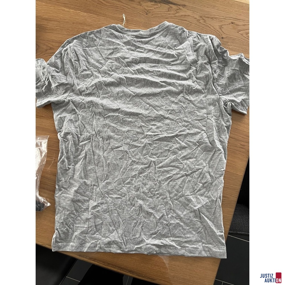 T-Shirt grau Rückseite