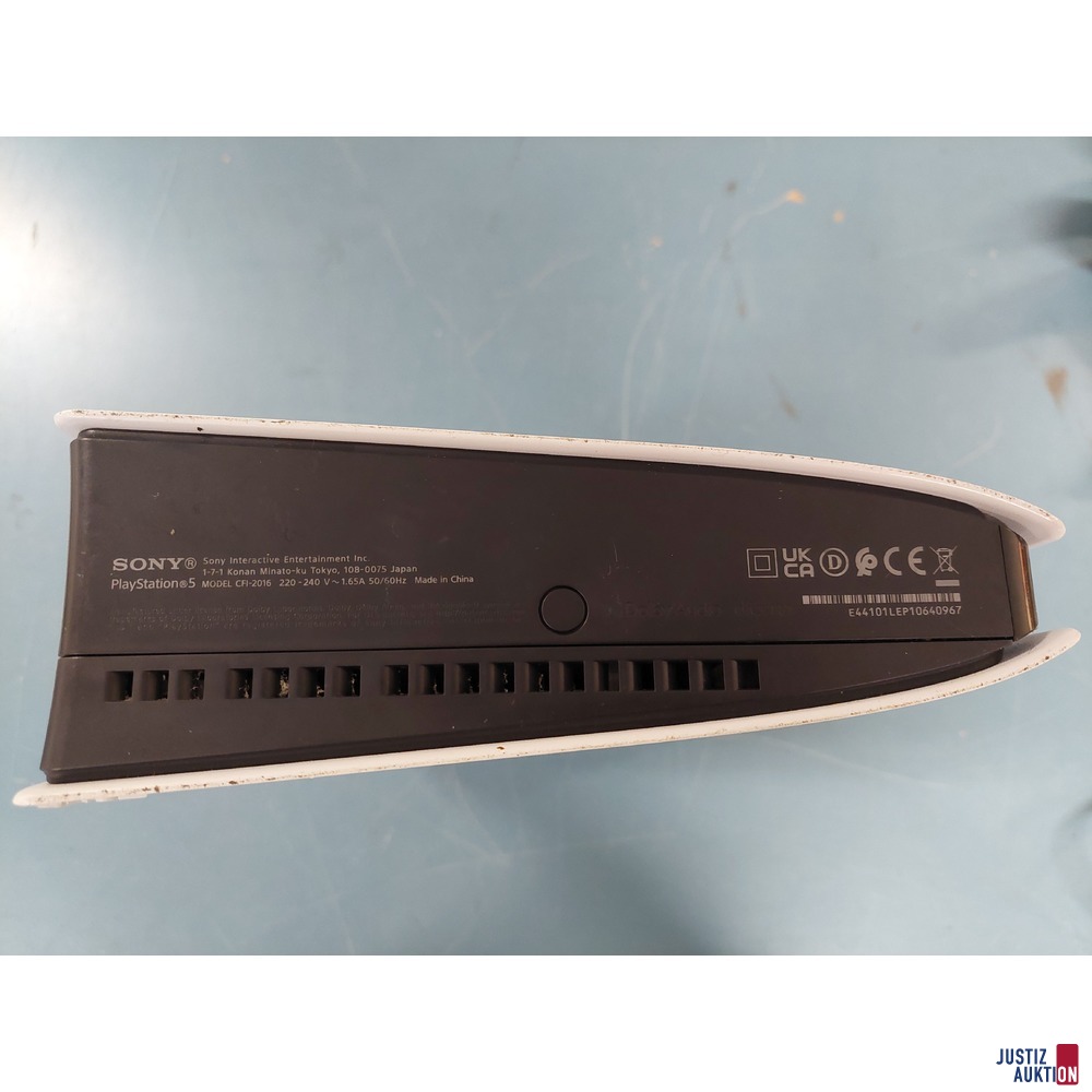 SONY Playstation 5 - Model: CFI-2016