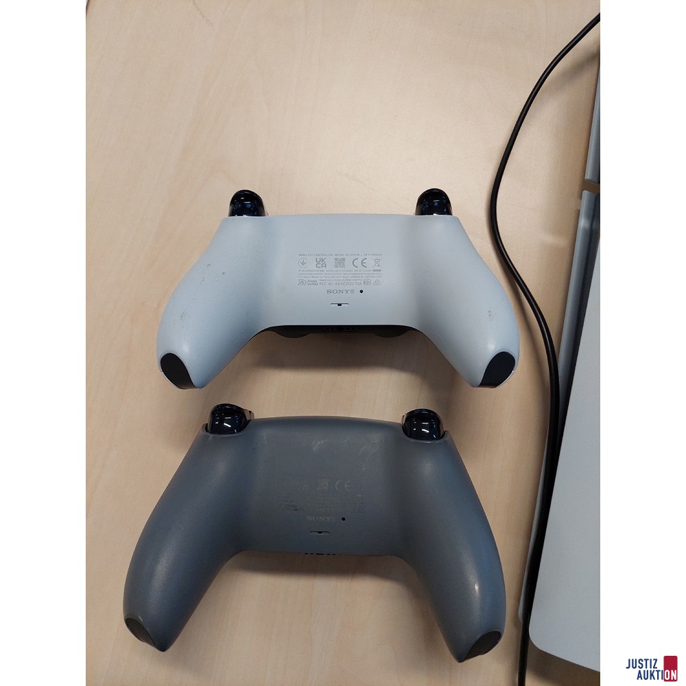 PlayStation 5 der Marke Sony Model CFI-2016
