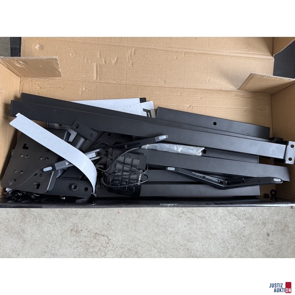Monitor Stand Inhalt