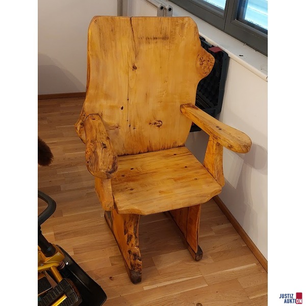 2&nbsp;Sessel aus Holz