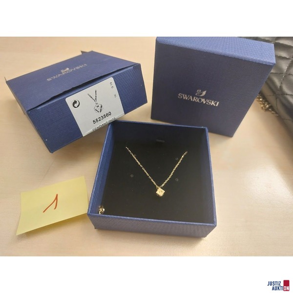 Swarovski Kette mit Anhänger Nr. 5523560