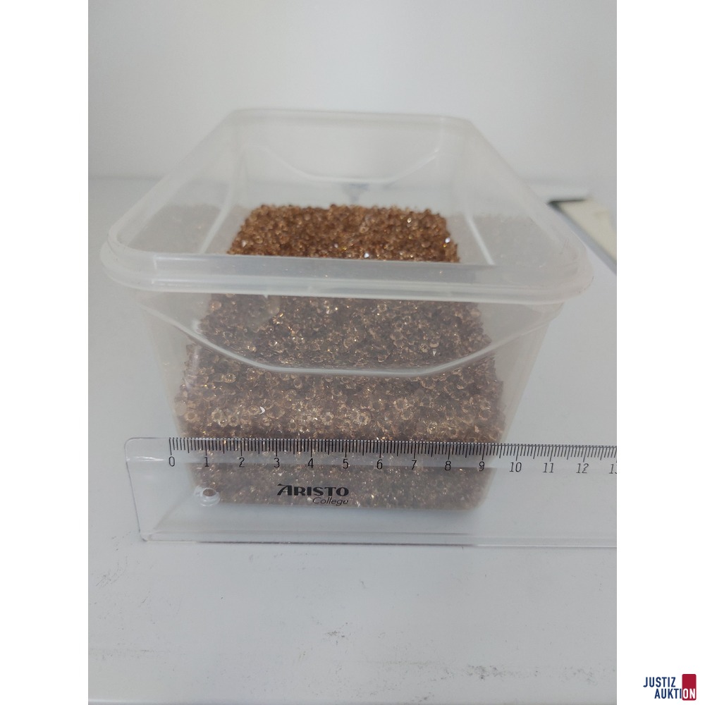 Swarovski Steine goldfarben ca. 1650 g