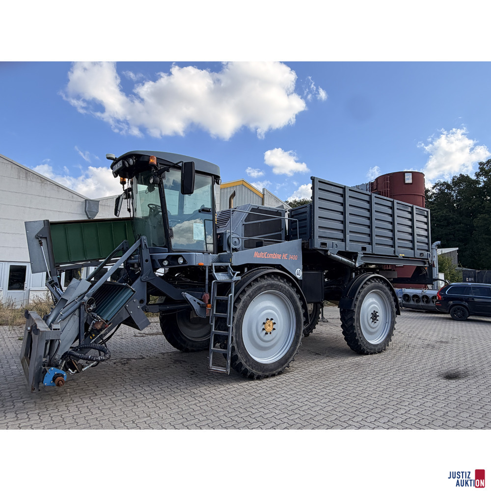 Hanfvollerntemaschine&comma; MultiCombine HC 3400