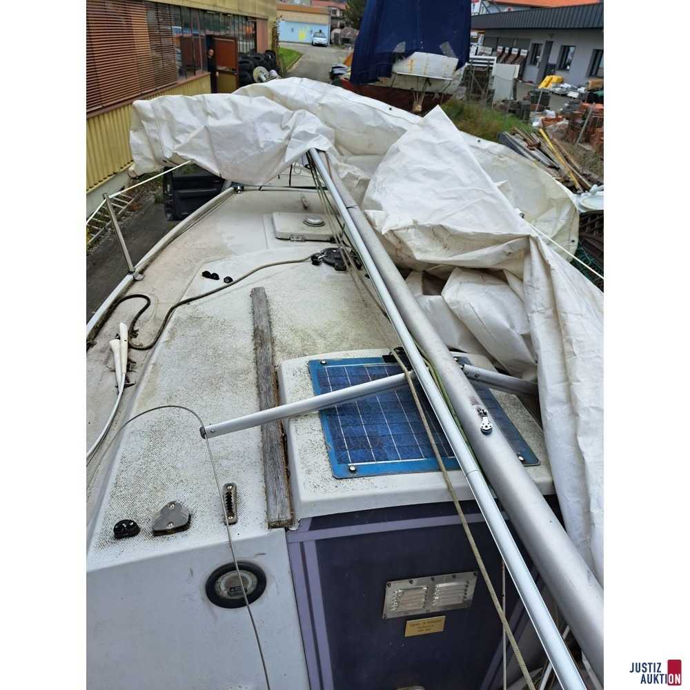 Einachsanh&auml;nger mit Segelboot