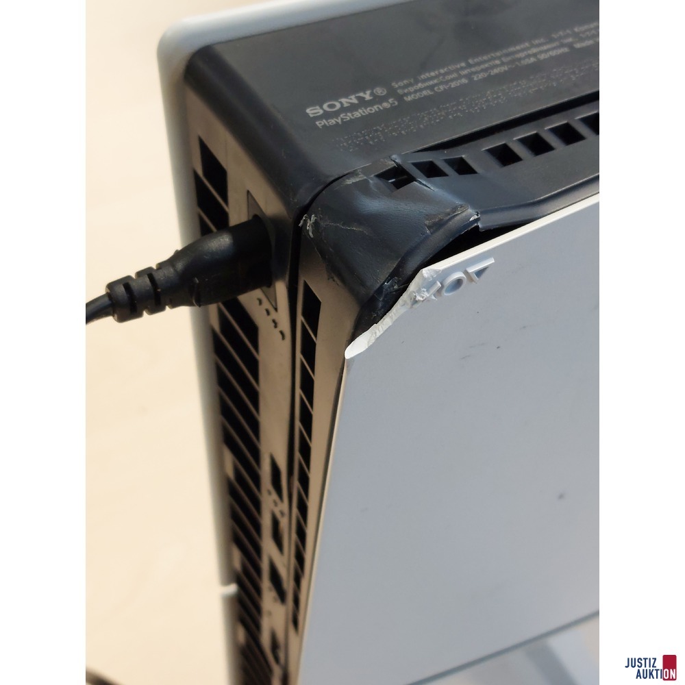 Sony Play Station 5 - Model CFI-2016