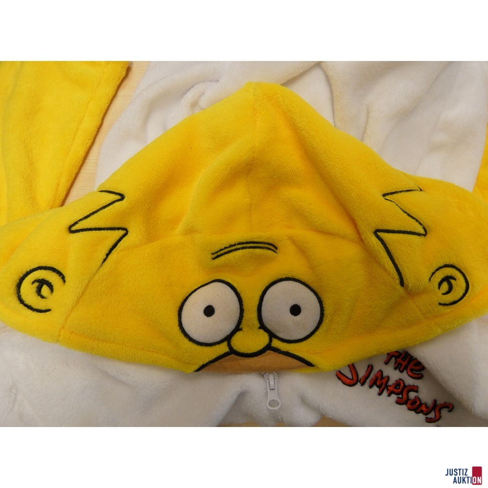 ein "The Simpsons" Jumpsuit aus Fleece