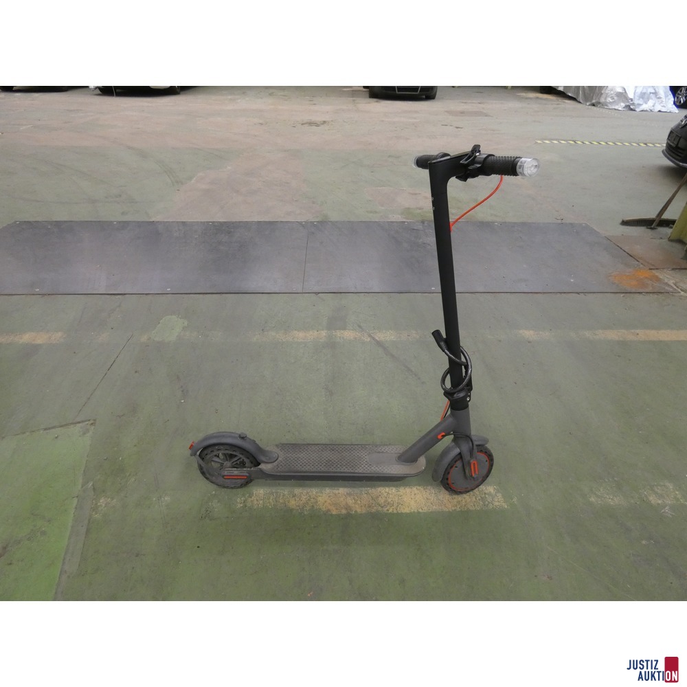 E-Scooter Tuyas