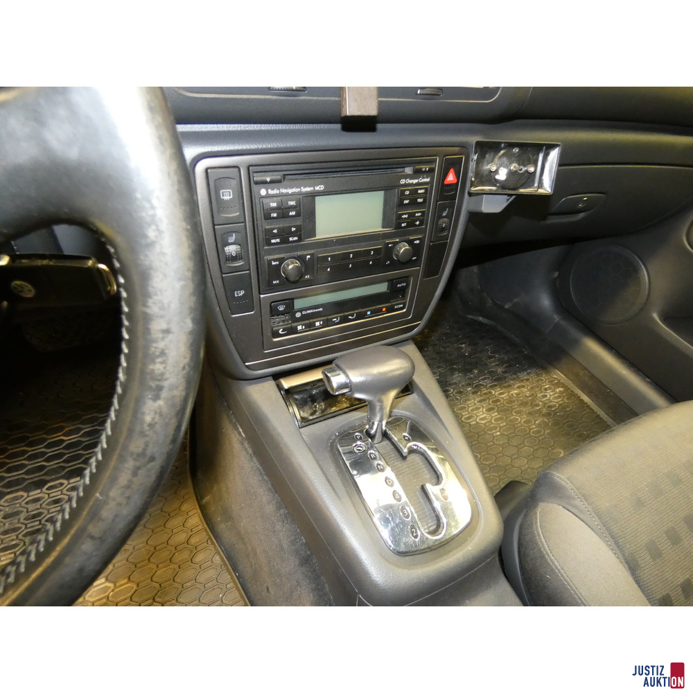 PKW VW Passat Variant – foto 7 – kavel bij Justiz-Auktion, Chemnitz