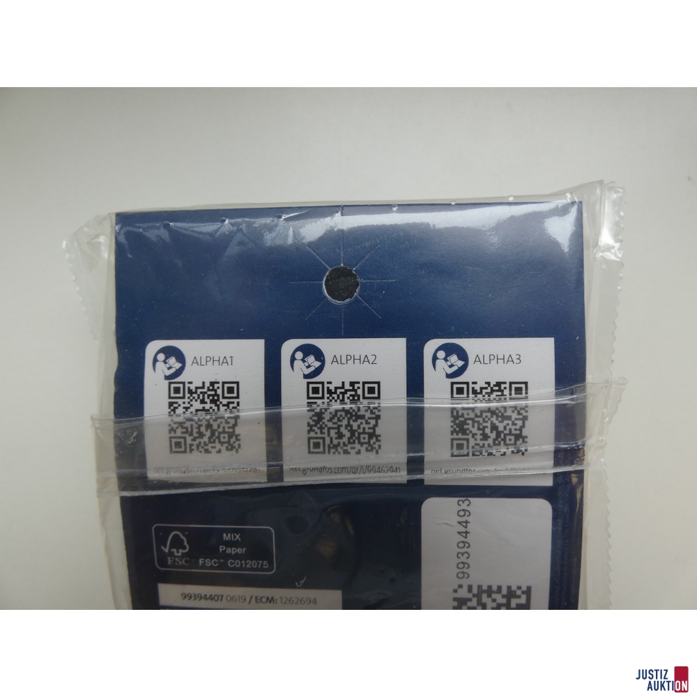 zwei Alpha Stecker Grundfos