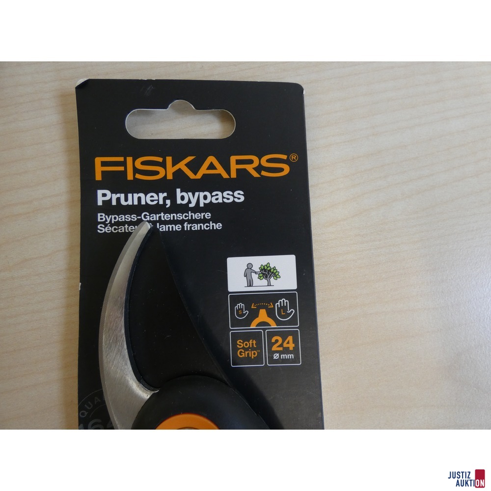 Fiskars Gartenwerkzeuge in OVP Schere