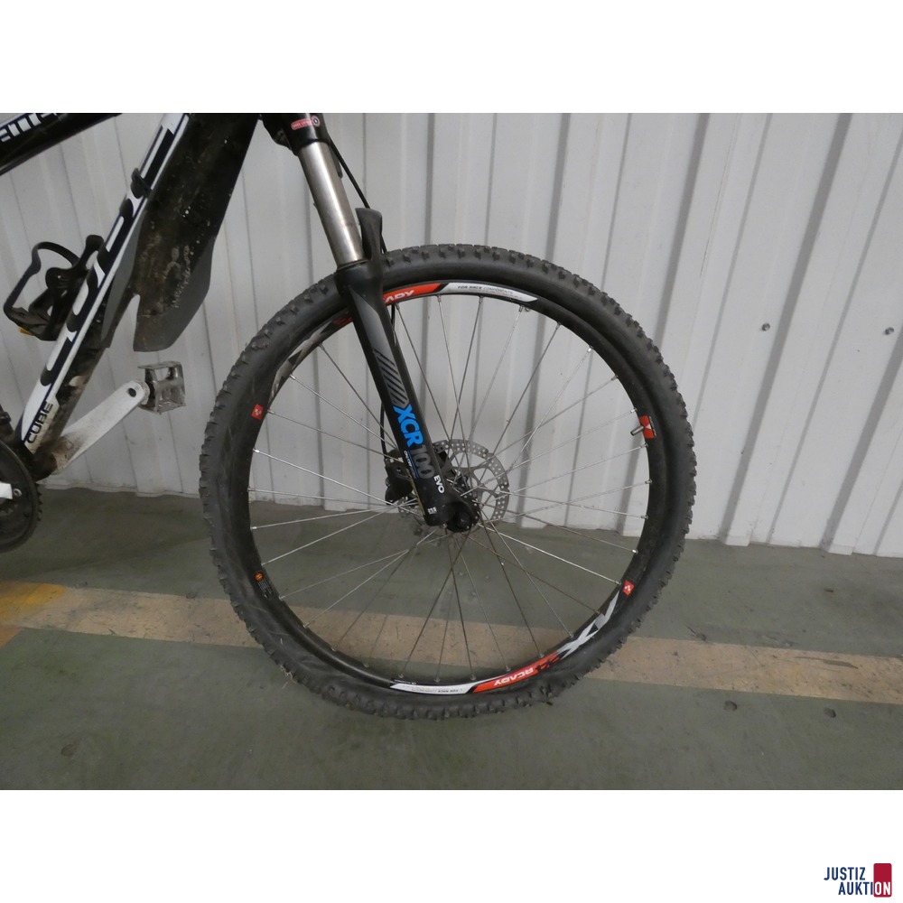 Mountainbike MTB Cube Attention