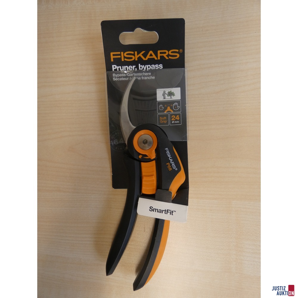 Fiskars Gartenwerkzeuge in OVP Machete Schere