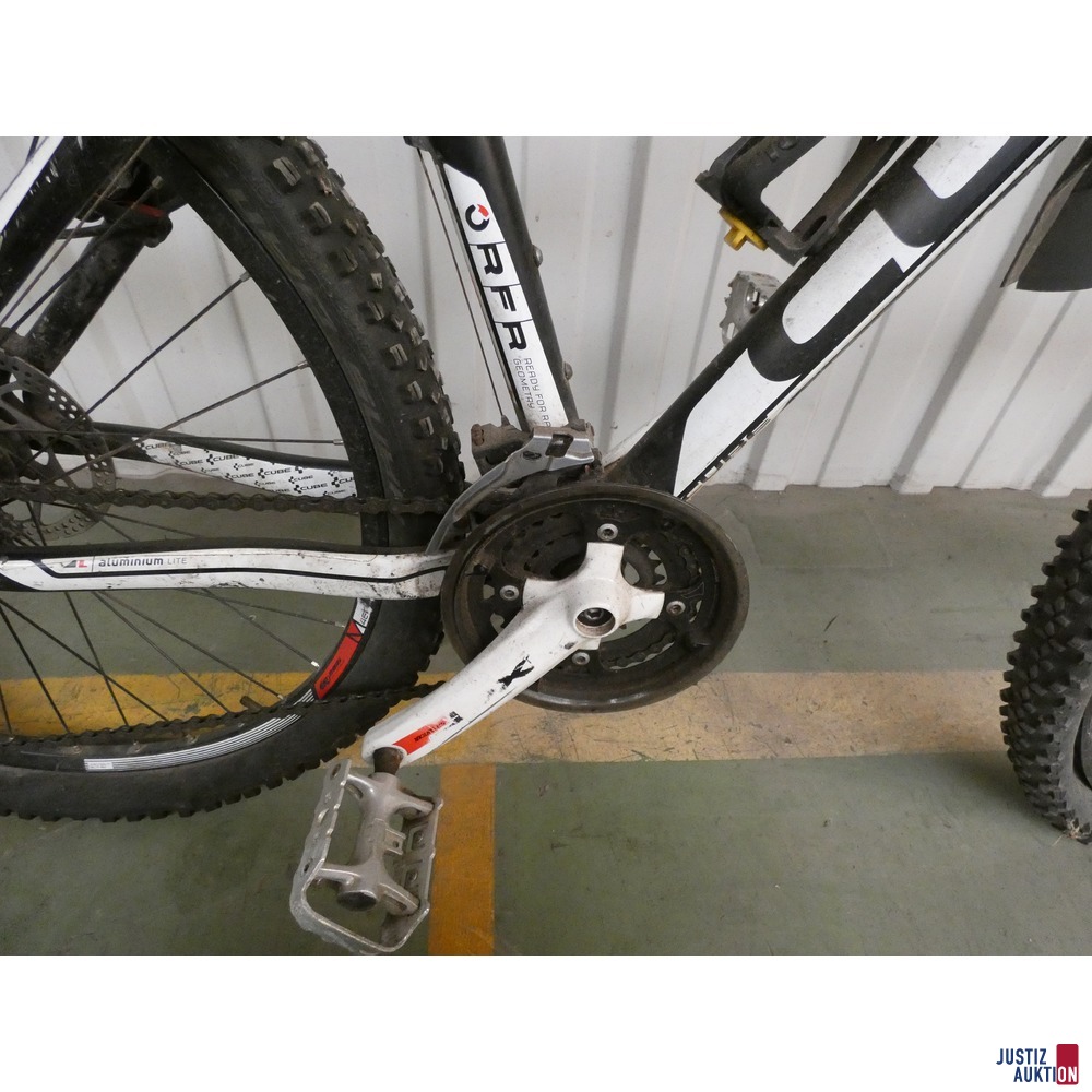 Mountainbike MTB Cube Attention