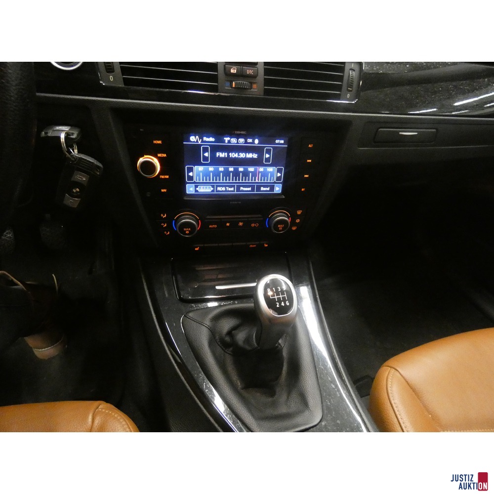 BMW 320i Touring